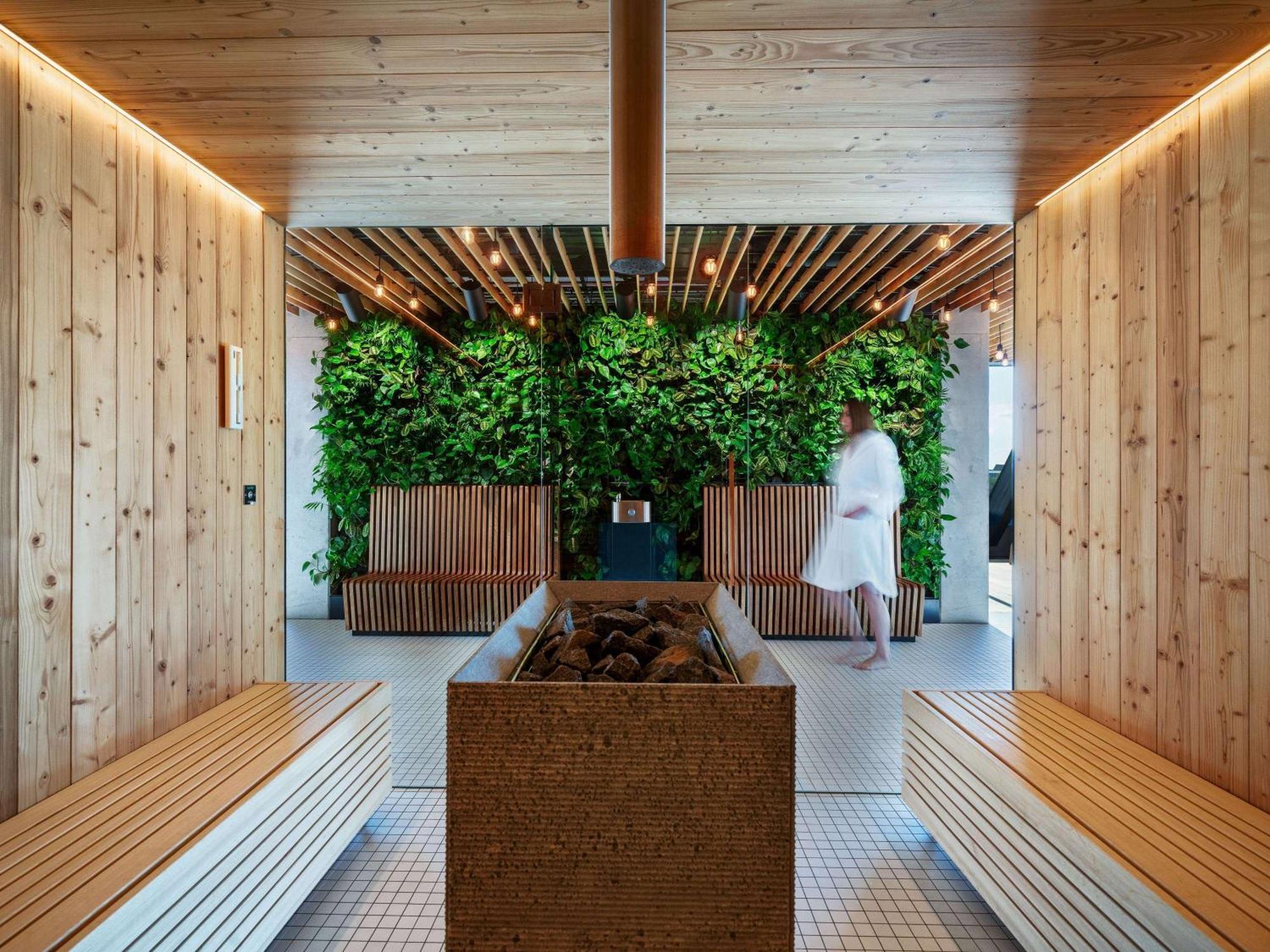 ホテル ザ ブリッジ ヴロツワフ Mギャラリー エクステリア 写真 The spa at the Hotel